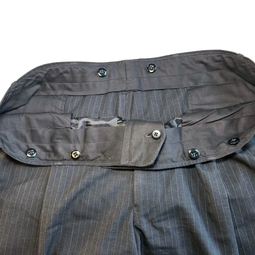JOS A BANK 2 PC Wool Suit Mens 46R 41R 42 x 28 Gray Chalk Striped Pleated Cuffed